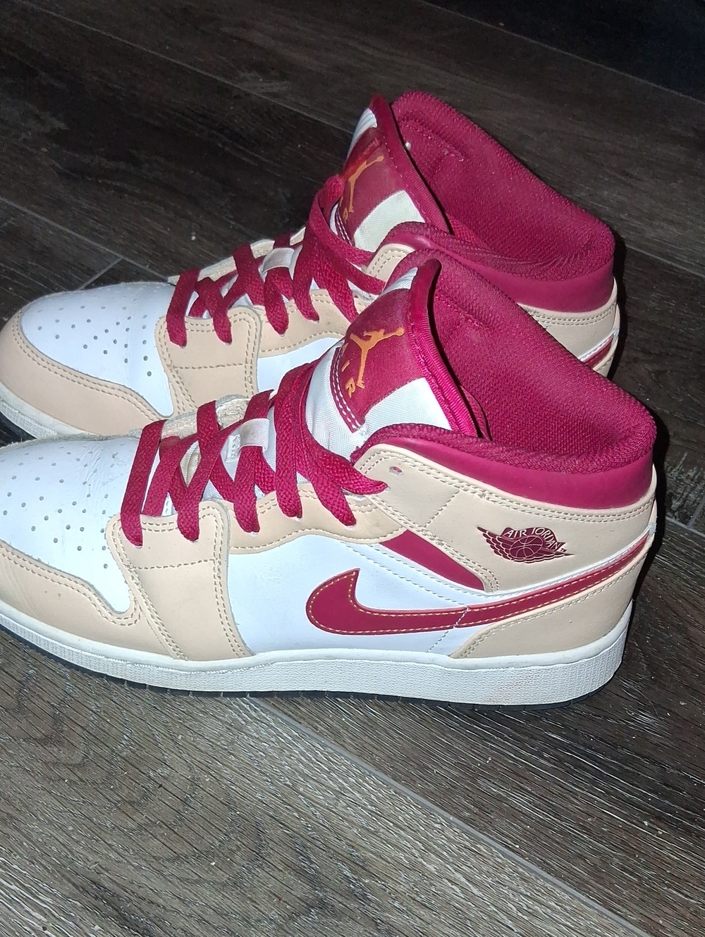 Jordan 1s - Picture 3 of 7